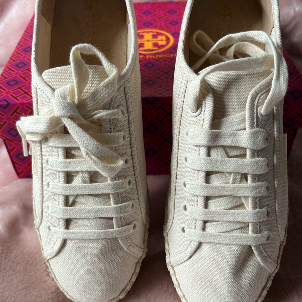 Tory Burch Espadrilles.